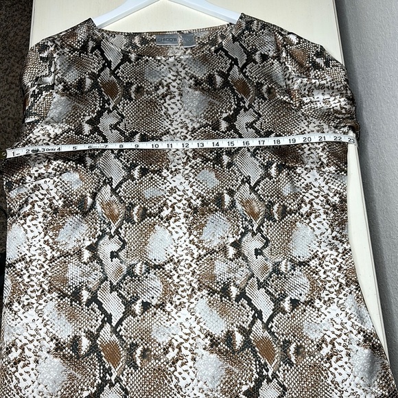 Chico's Long Sleeve Scoop Neck Snake Print Silky Tunic Top Size 2 / Women's 12/M - Picture 8 of 10